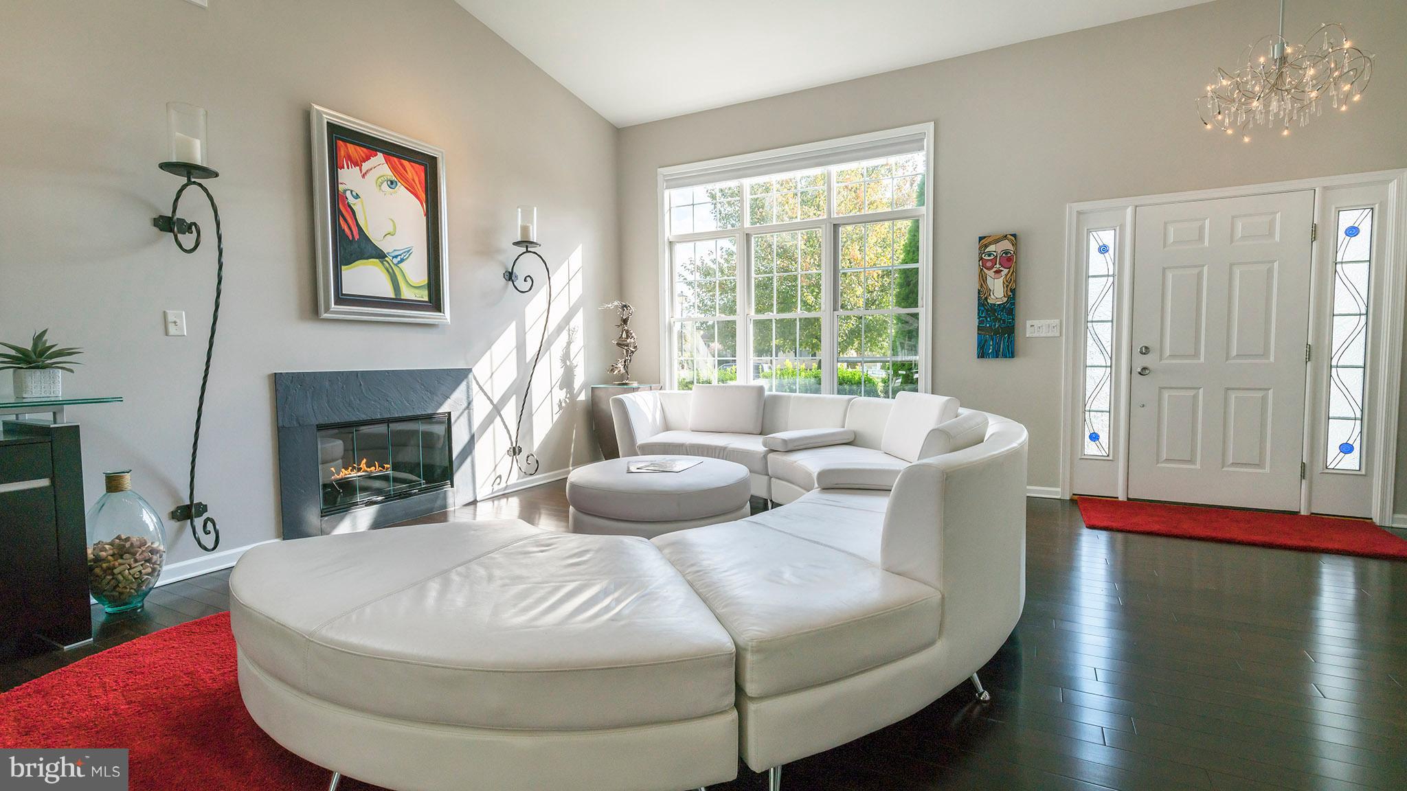 WILLOW CREEK - Residential