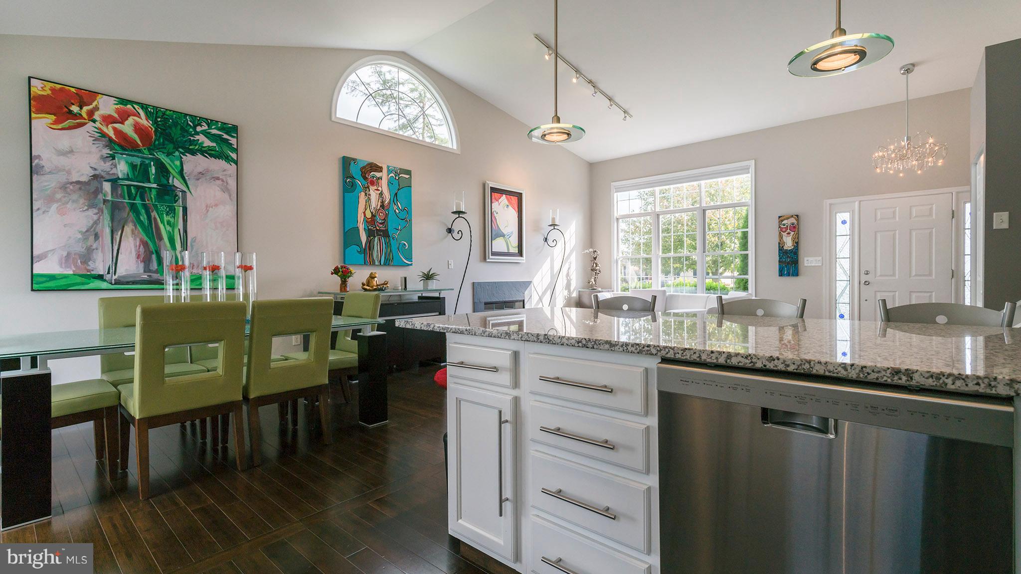 WILLOW CREEK - Residential