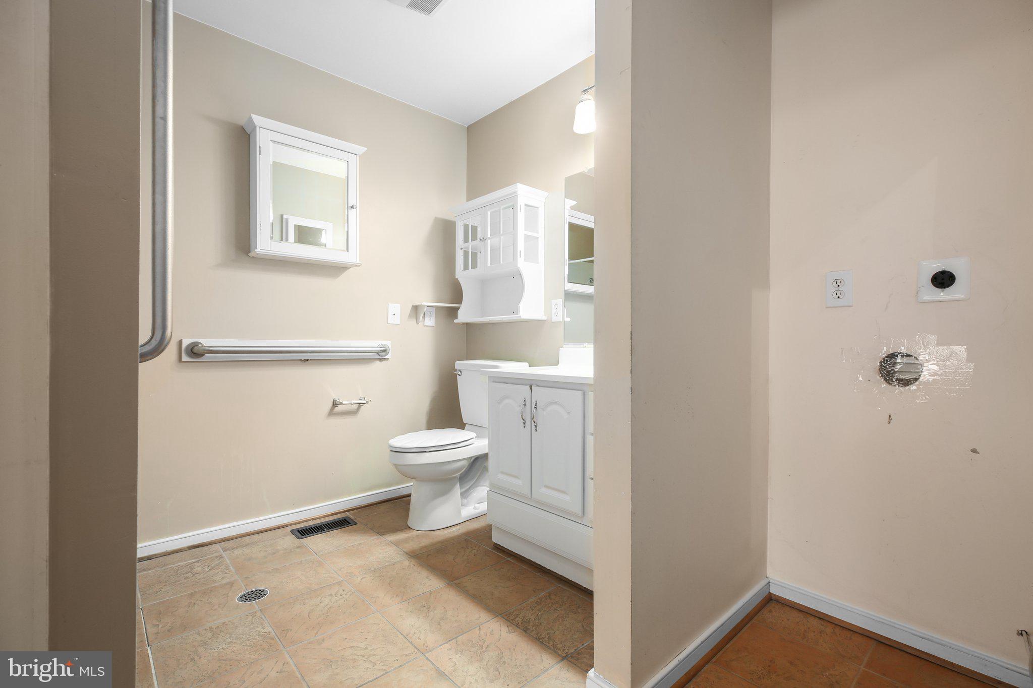 BEAUCLAIRE PLANTATION - Residential