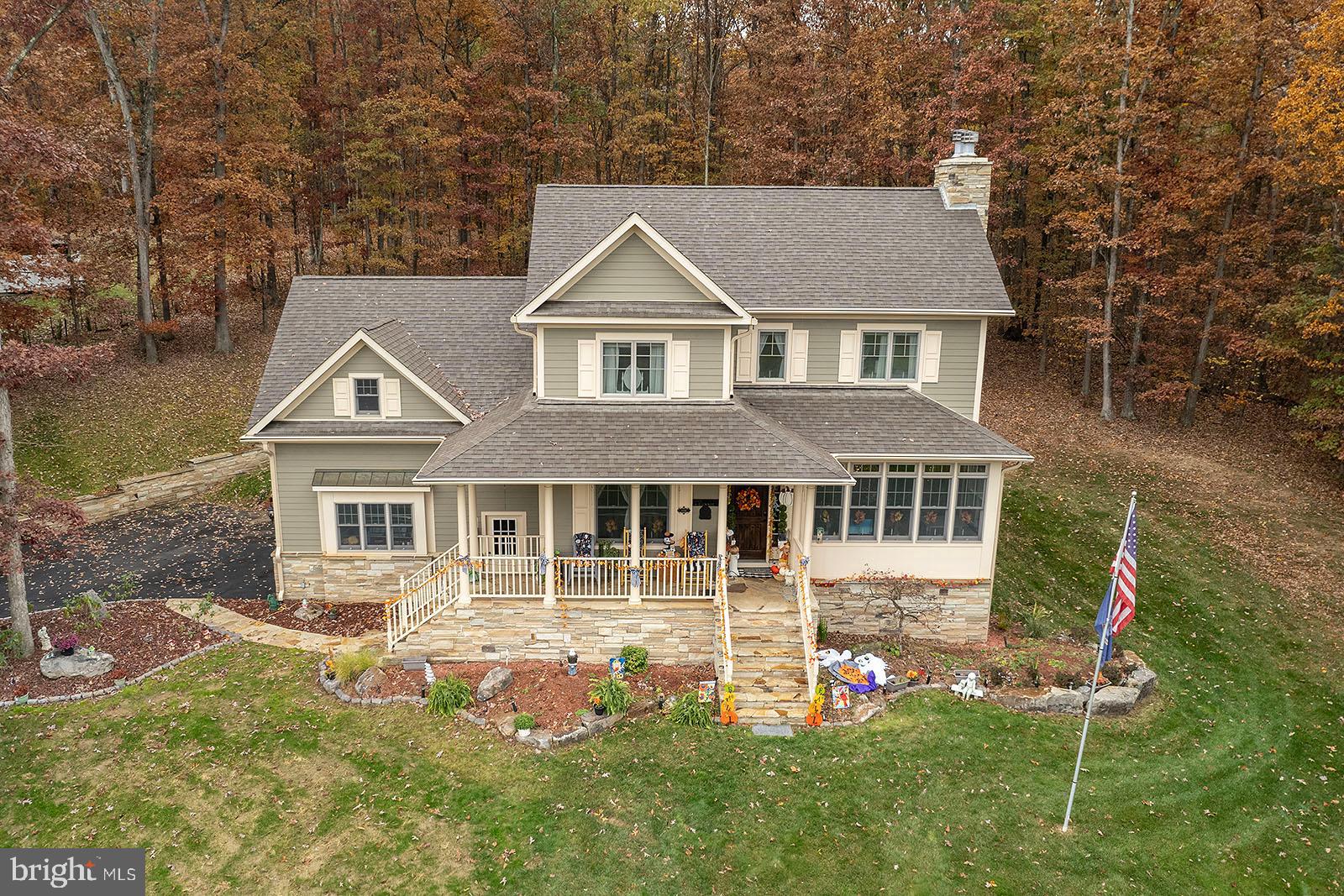 LAKEWOOD - Residential