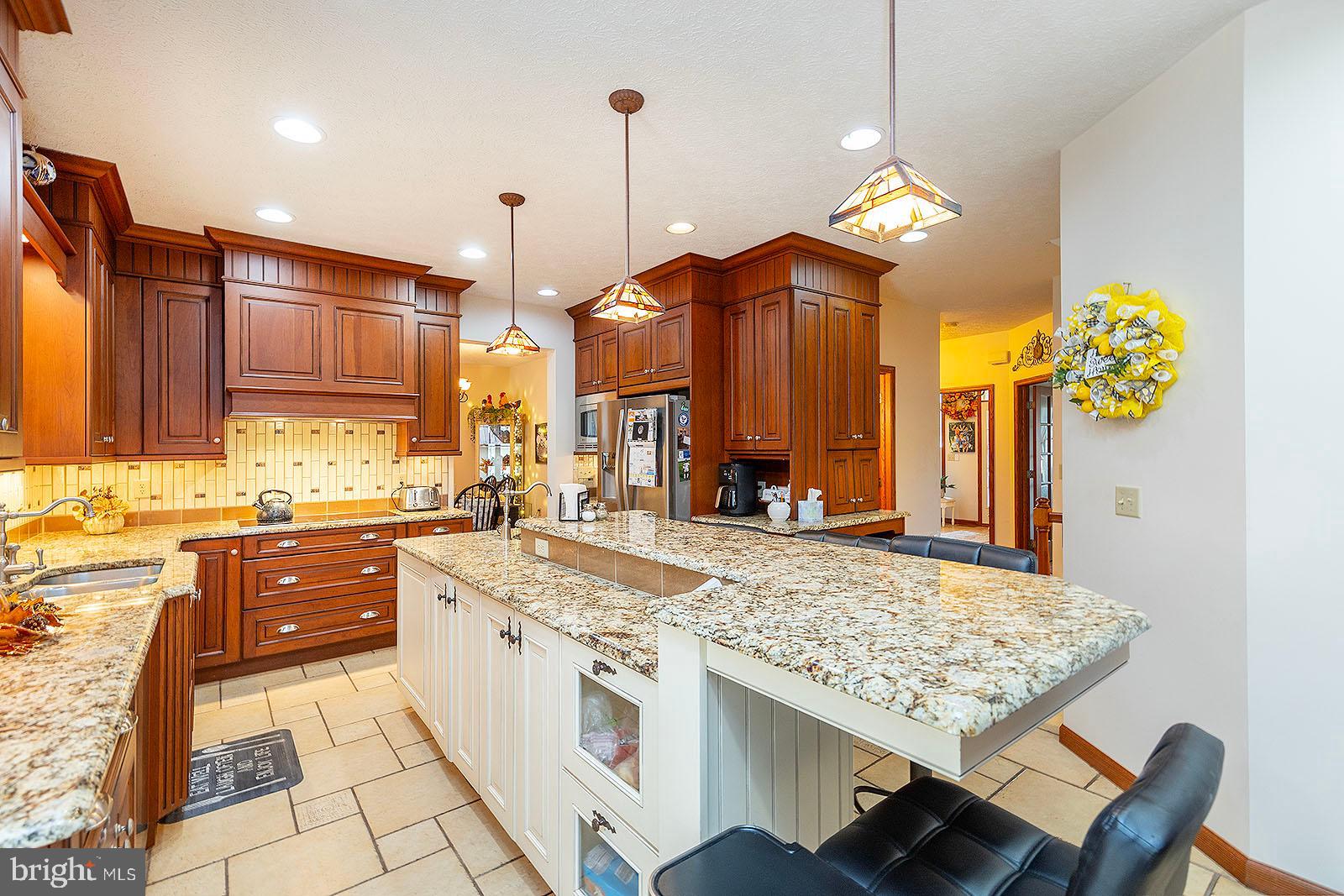 LAKEWOOD - Residential