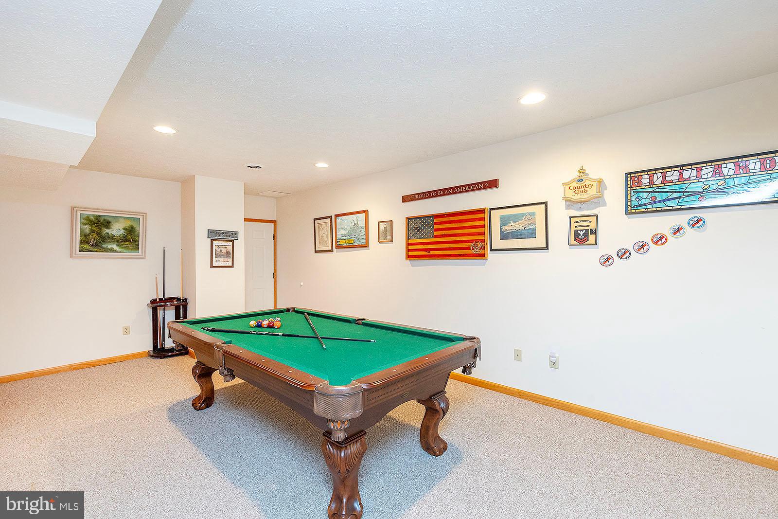 LAKEWOOD - Residential