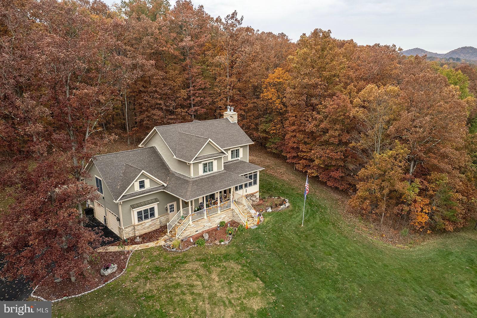 LAKEWOOD - Residential