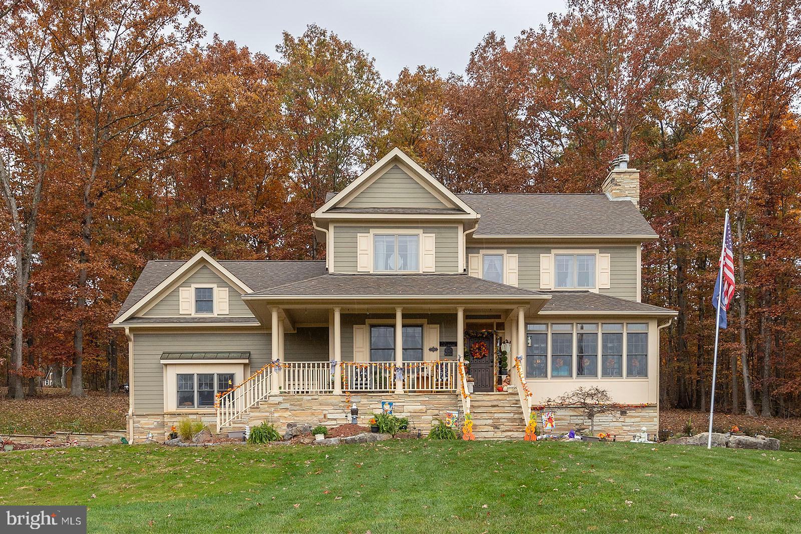 LAKEWOOD - Residential