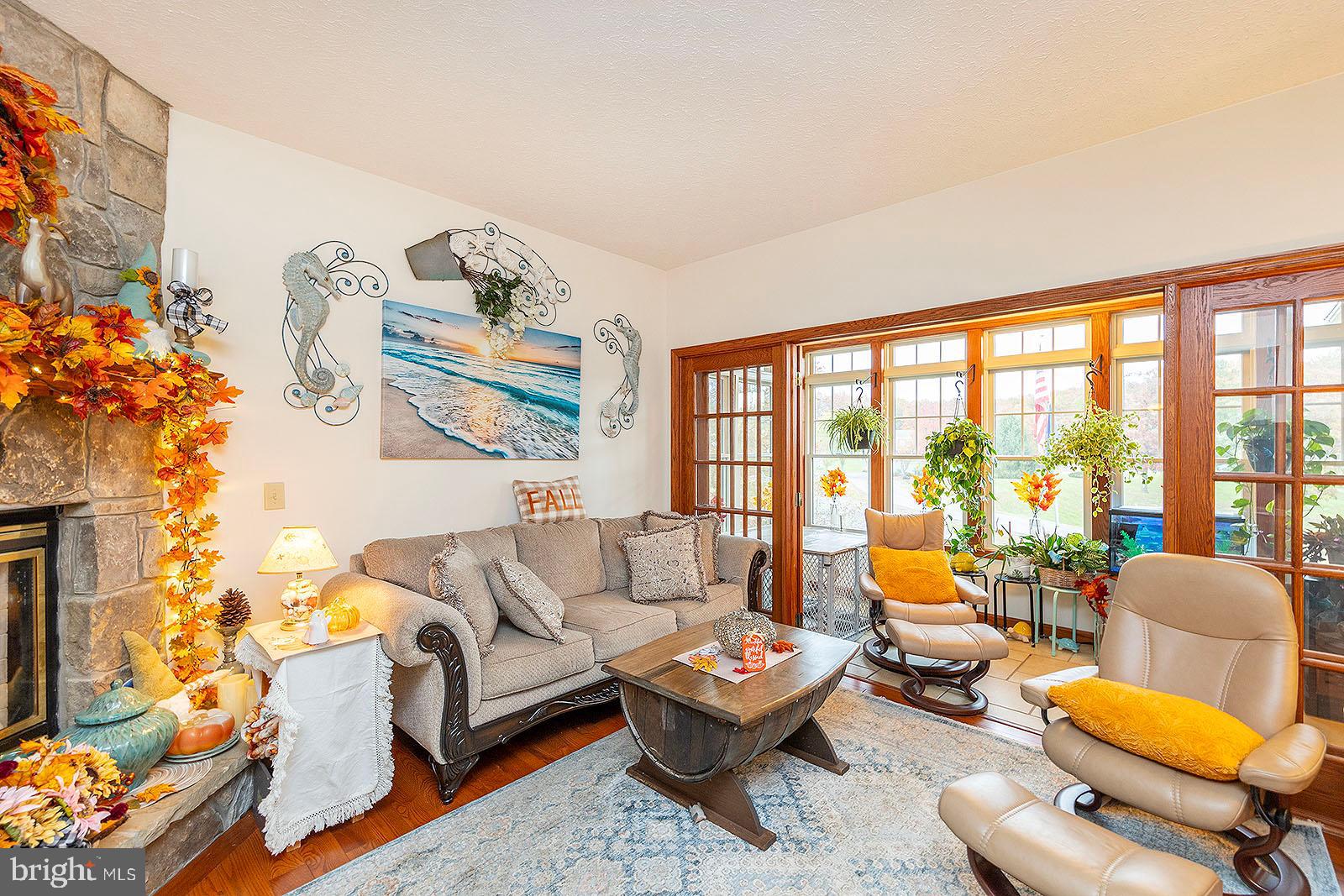 LAKEWOOD - Residential