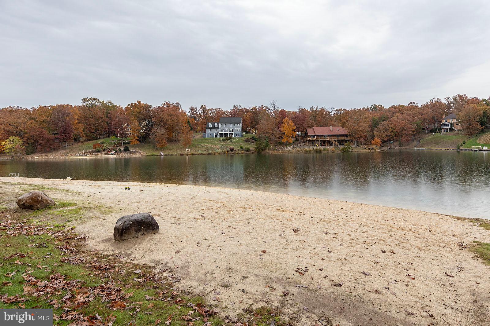 LAKEWOOD - Residential