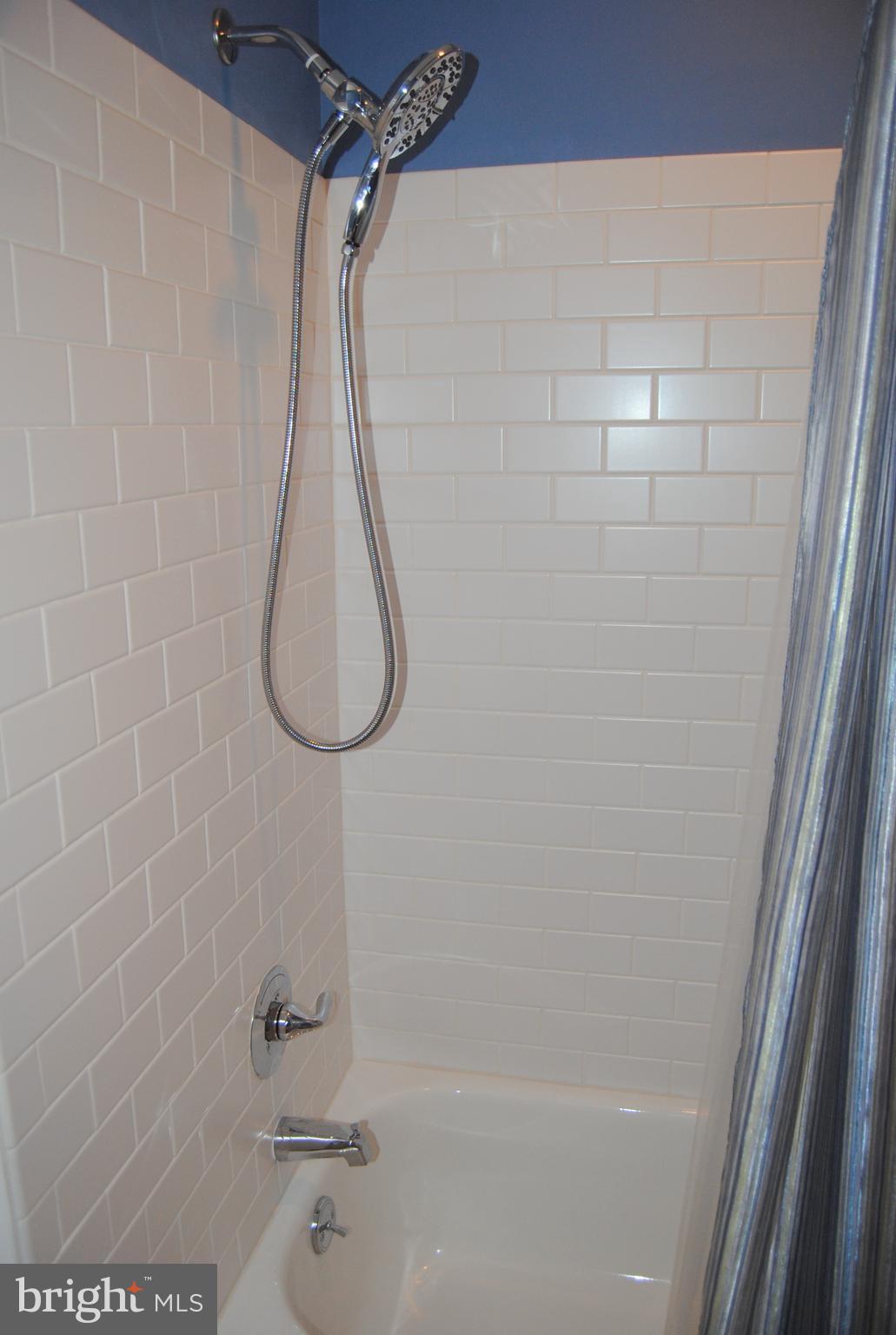 GWYNEDD CHASE - Residential