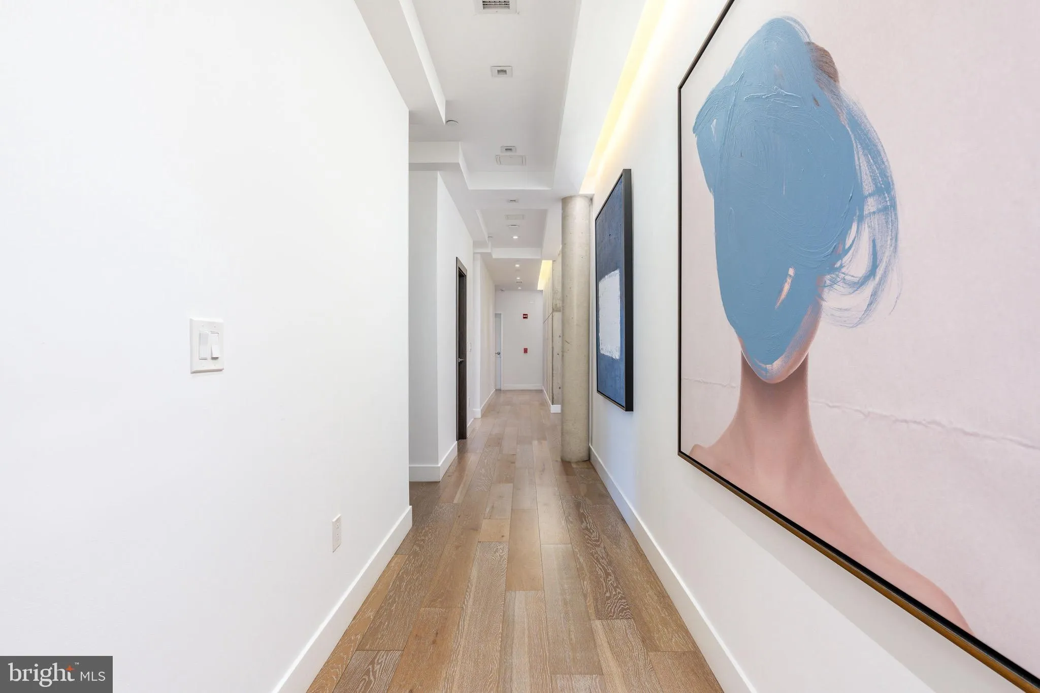 Philadelphia, Pennsylvania 19103, United States, 4 Bedrooms Bedrooms, ,5 BathroomsBathrooms,Residential,Pending,42279