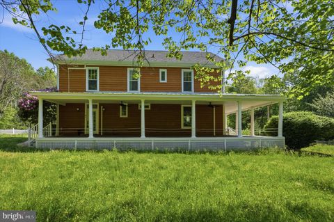 19 WALNUT HILL ROAD LA PLATA MD 20646