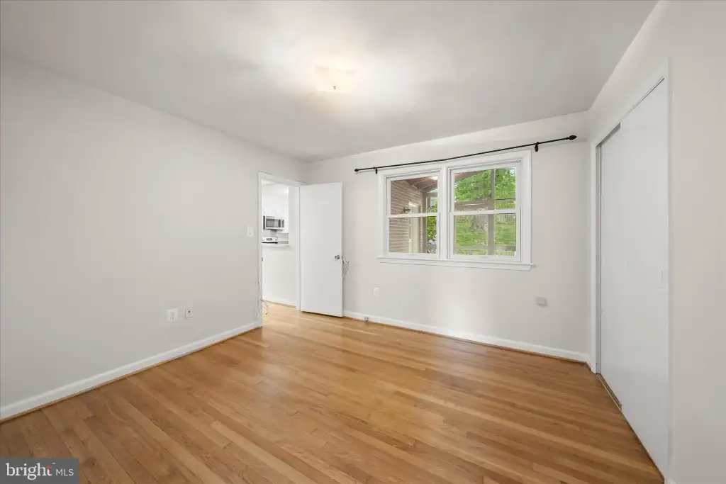 Additional image 10 of 877 N Nottingham Street N, Arlington, VA 22205