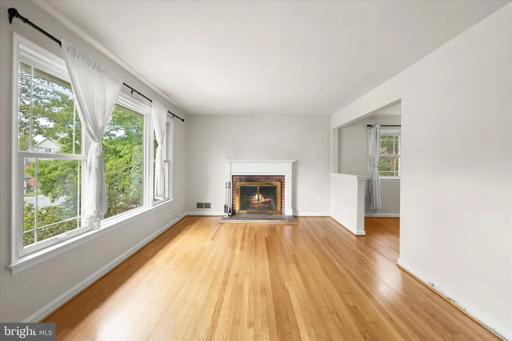 Additional image 4 of 877 N Nottingham Street N, Arlington, VA 22205