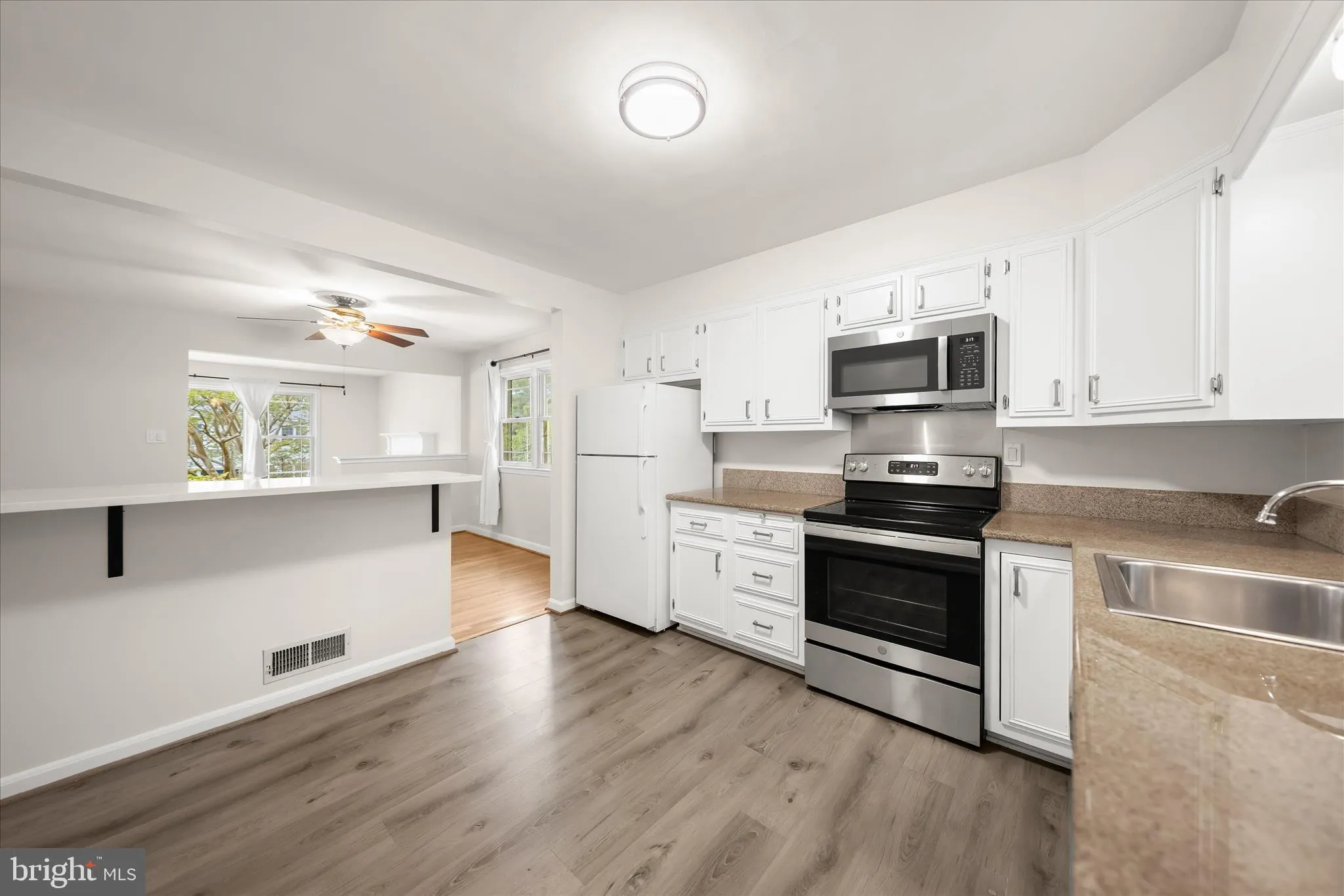 Additional image 33 of 877 N Nottingham Street N, Arlington, VA 22205