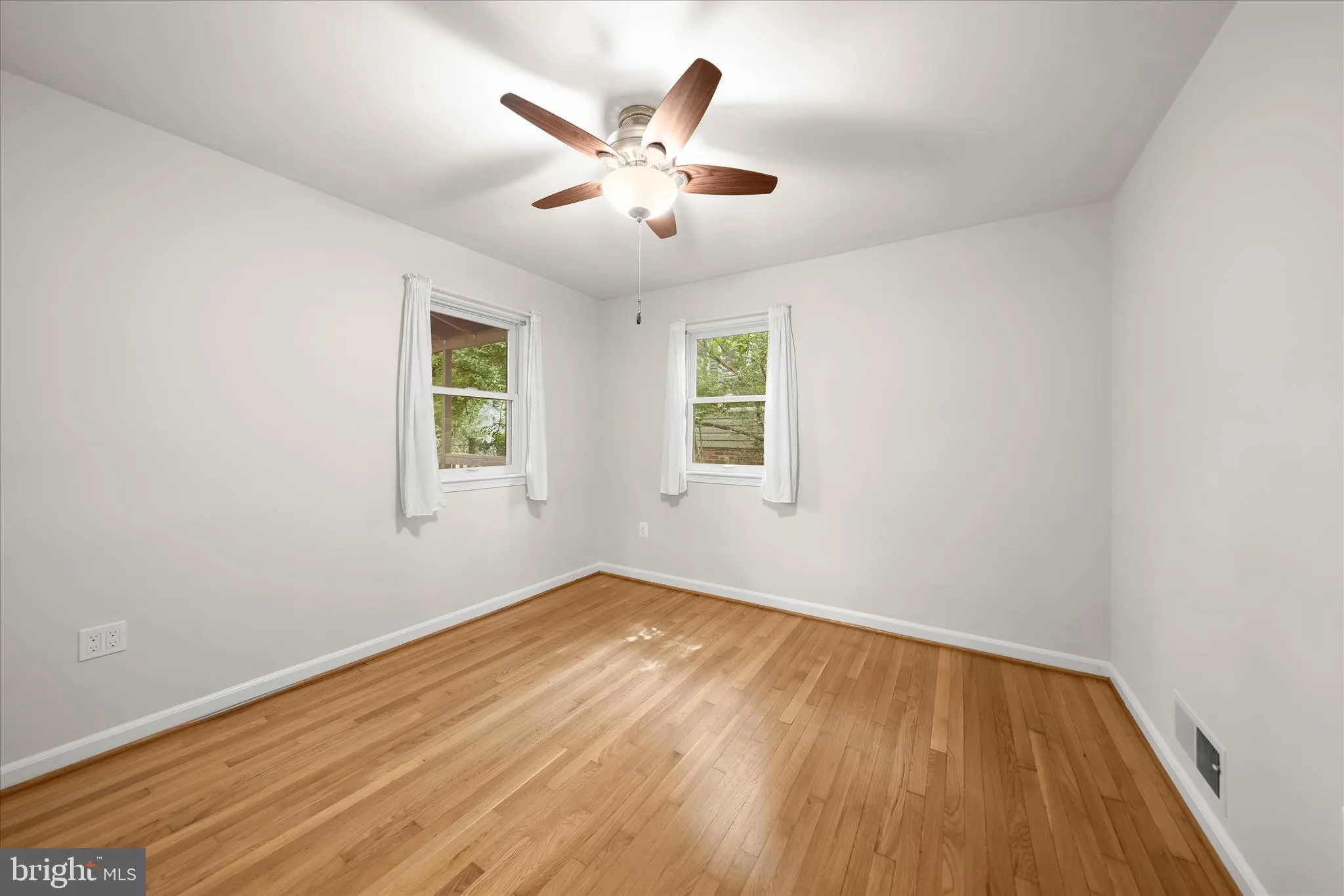 Additional image 37 of 877 N Nottingham Street N, Arlington, VA 22205