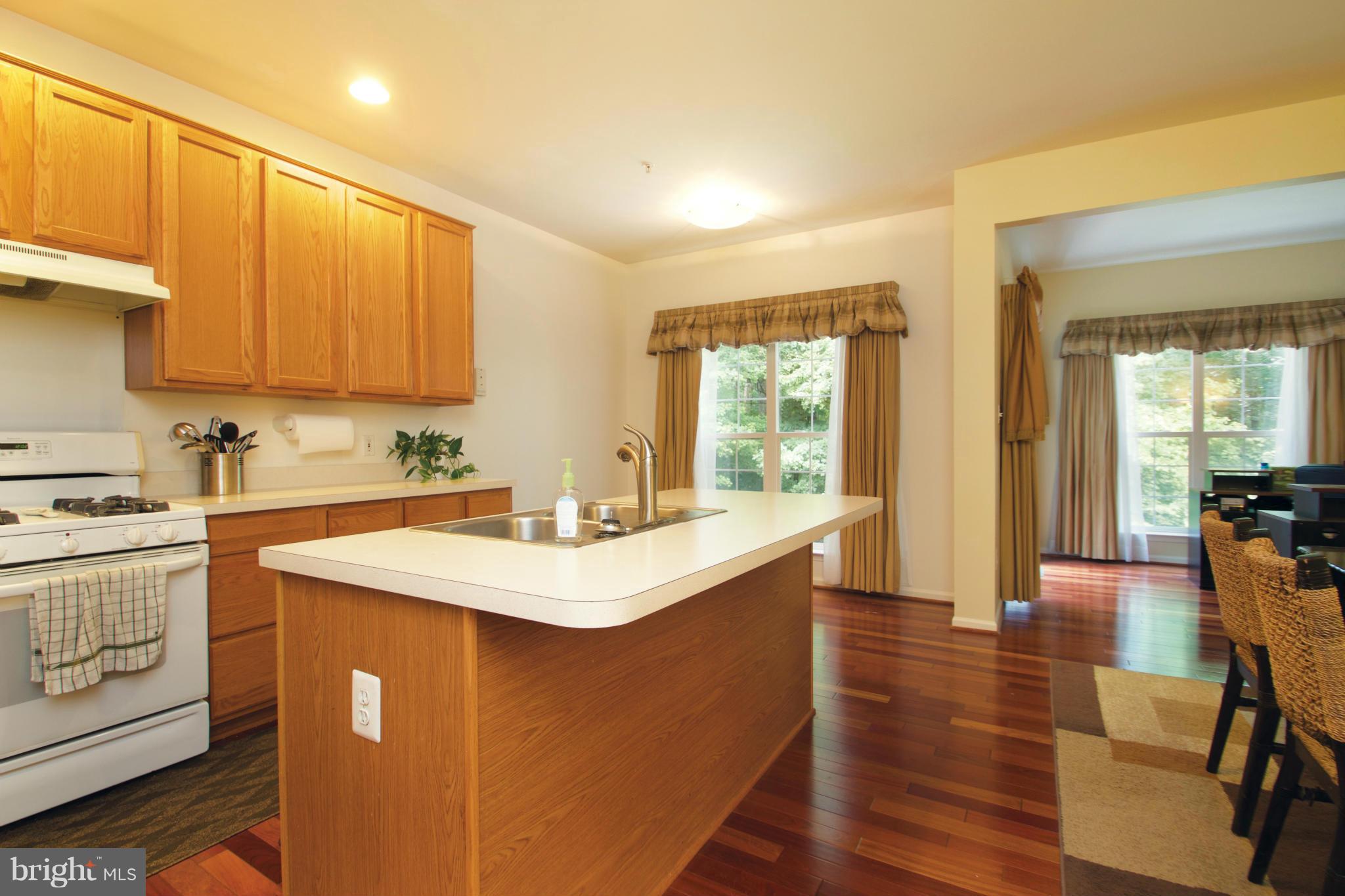 HOYLES MILL VILLAGE - Residential