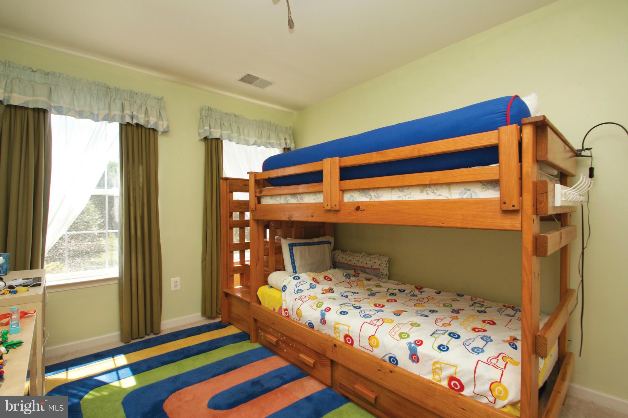 HOYLES MILL VILLAGE - Residential