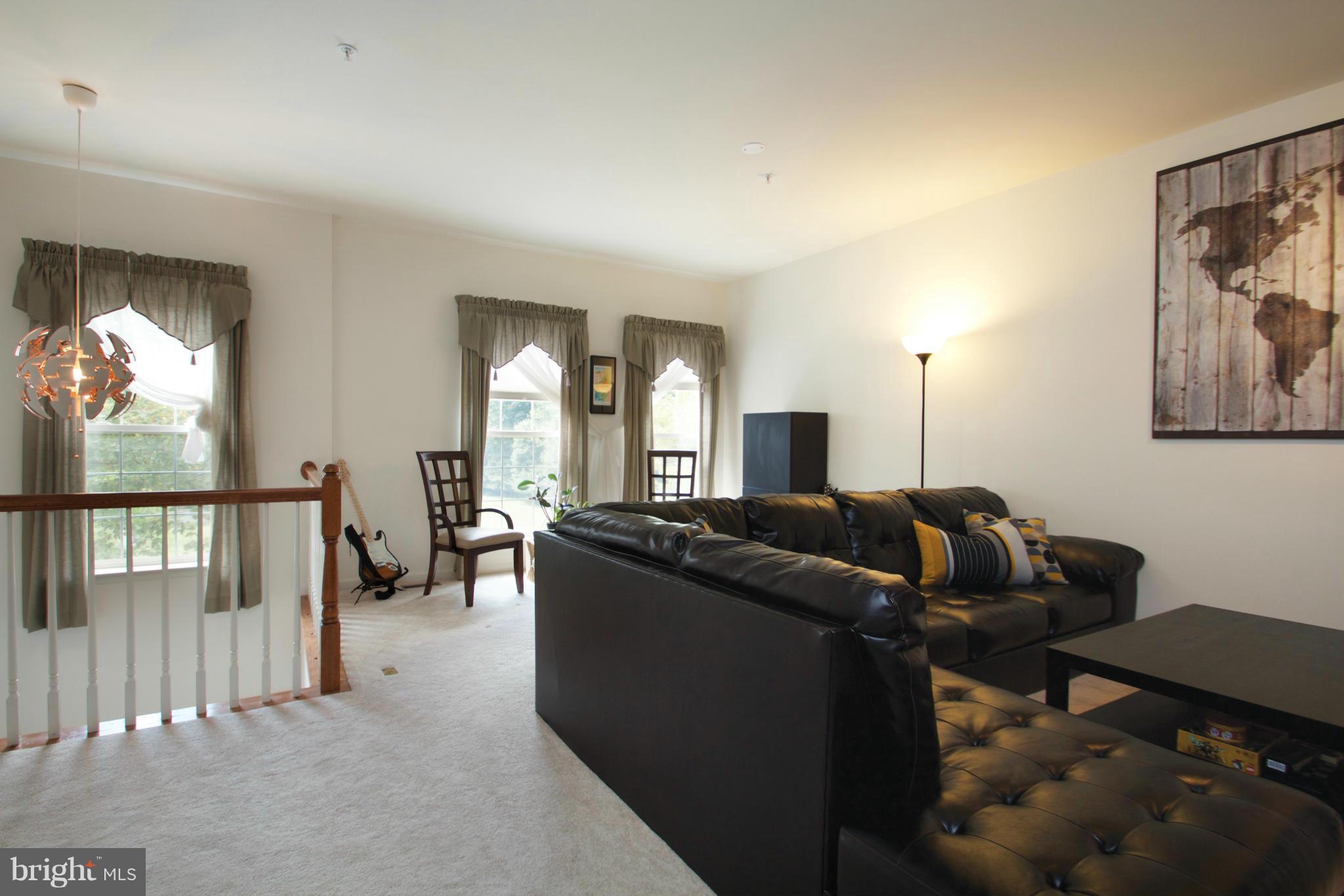 HOYLES MILL VILLAGE - Residential