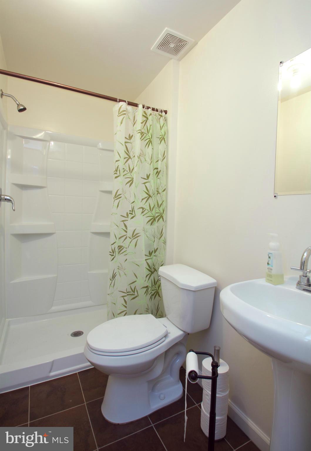 HOYLES MILL VILLAGE - Residential