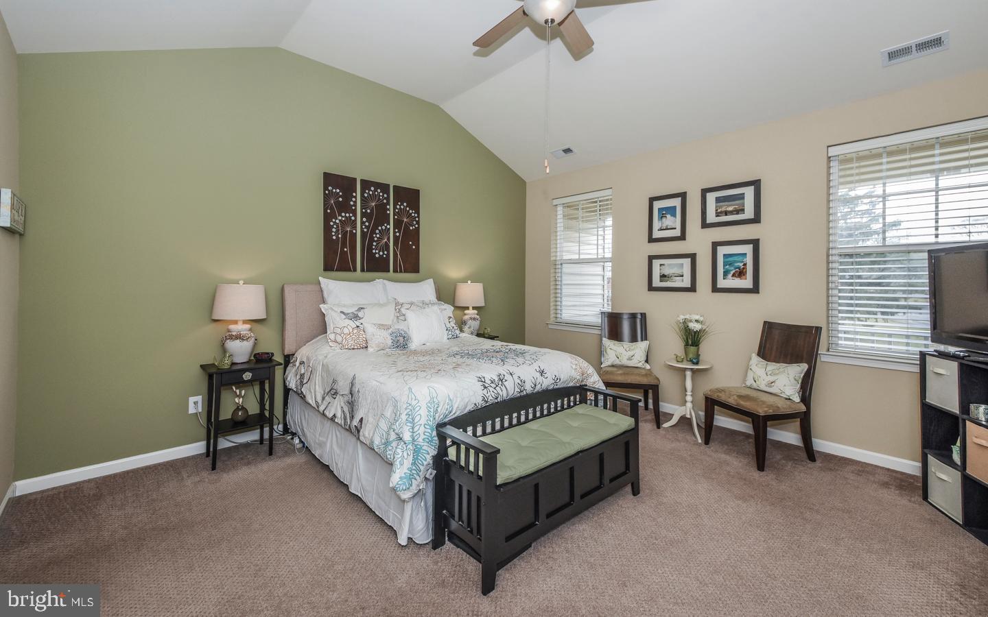 THE ENCLAVE - Residential