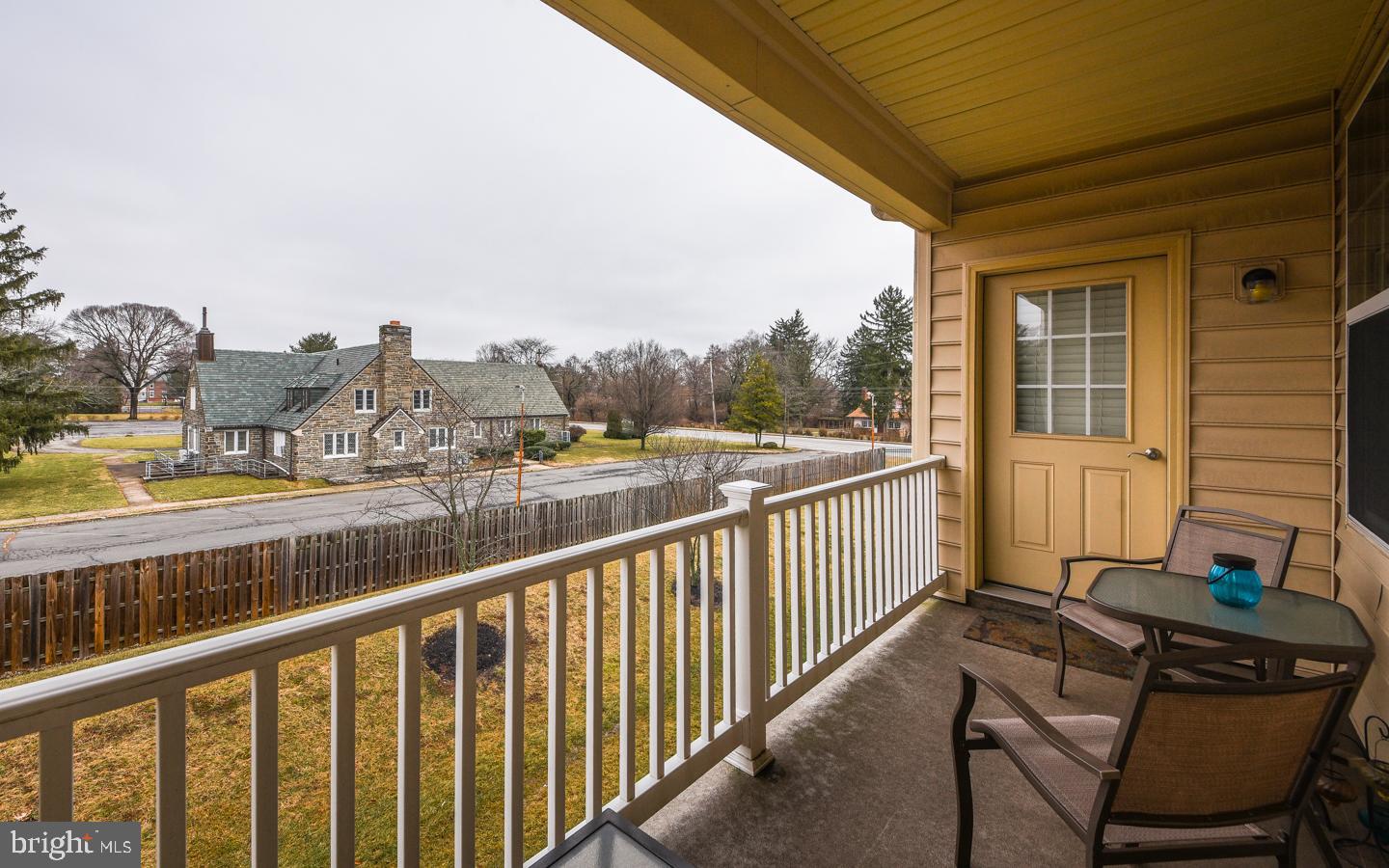 THE ENCLAVE - Residential