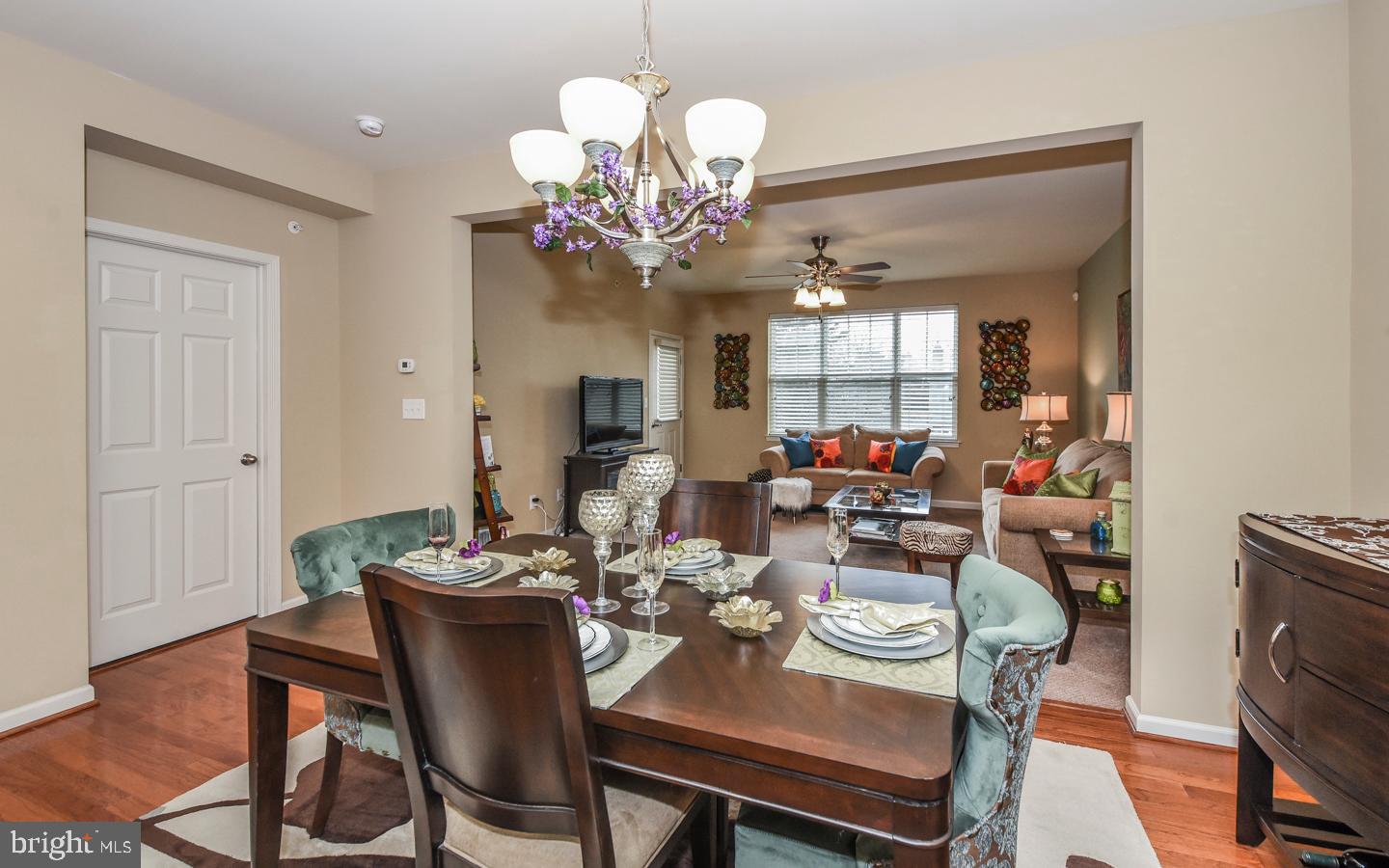 THE ENCLAVE - Residential