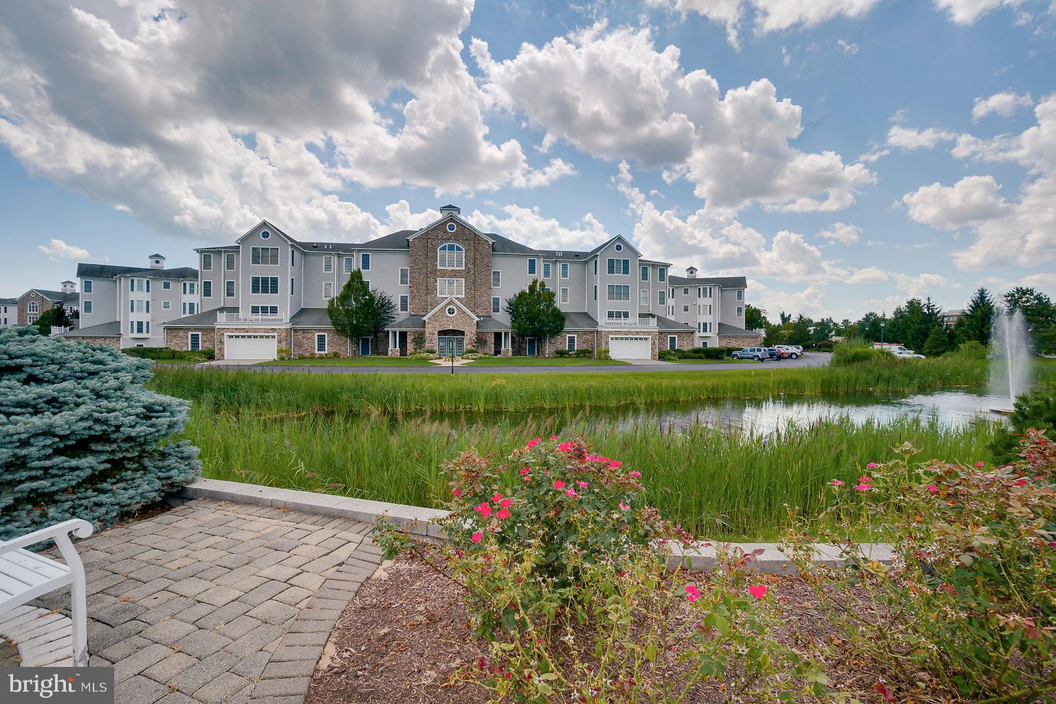 WATERS EDGE - Residential