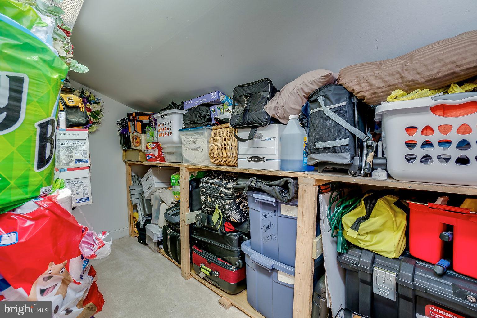 WATERS EDGE - Residential