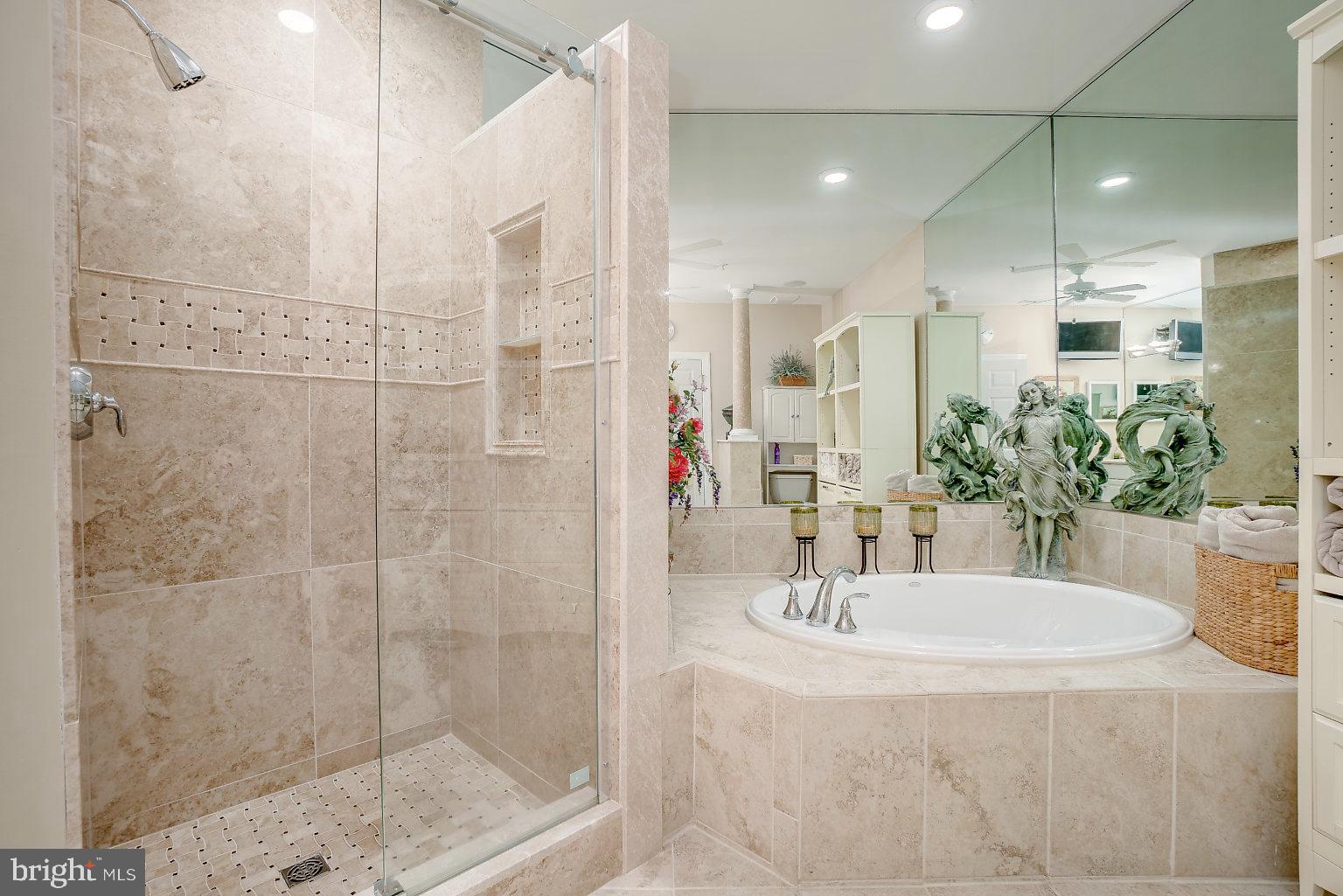 WATERS EDGE - Residential