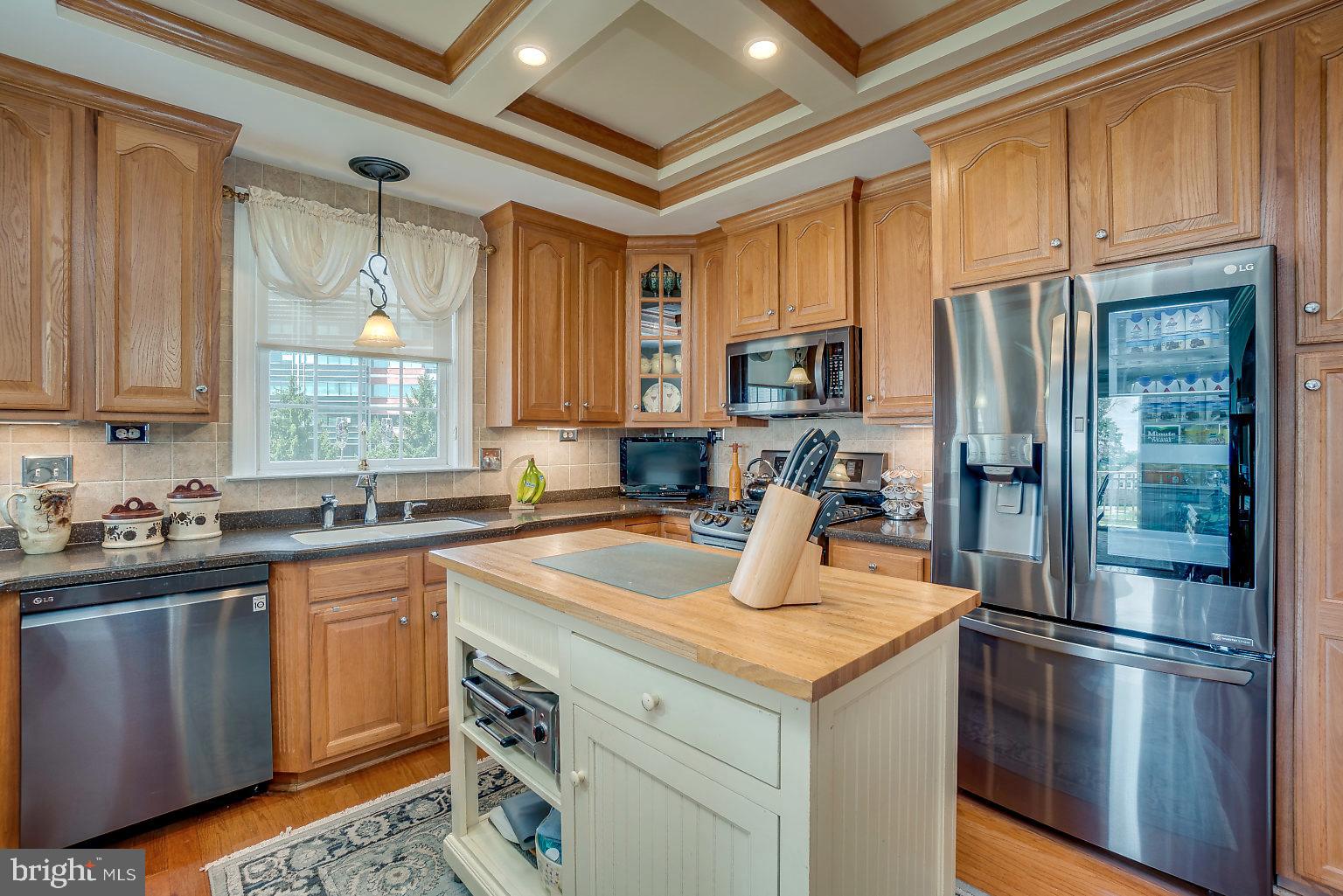 WATERS EDGE - Residential