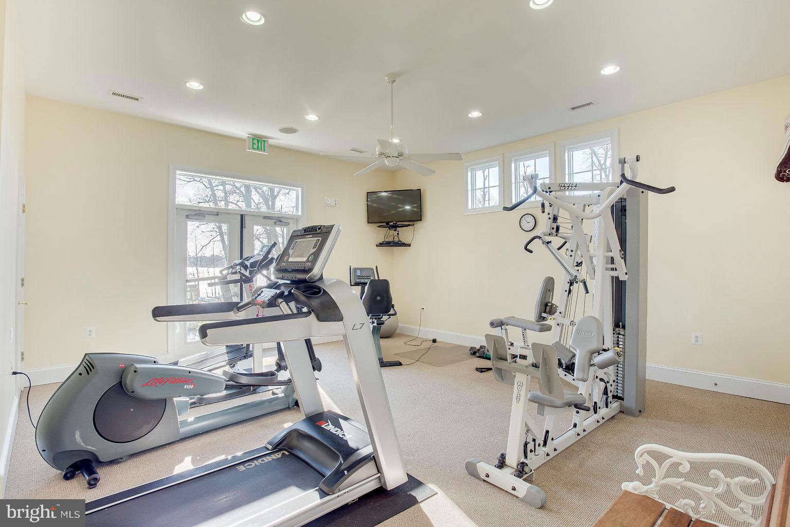 WATERS EDGE - Residential