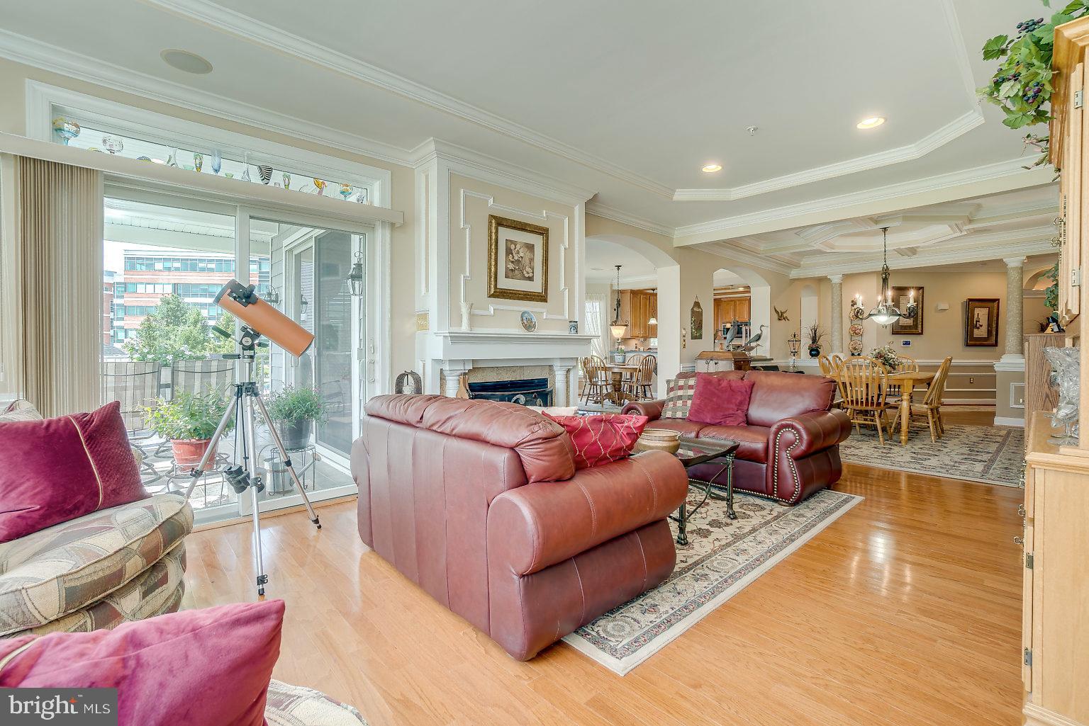 WATERS EDGE - Residential