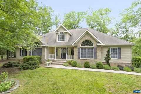 4 Chip Ct, Palmyra, VA 22963 - MLS#: 664552