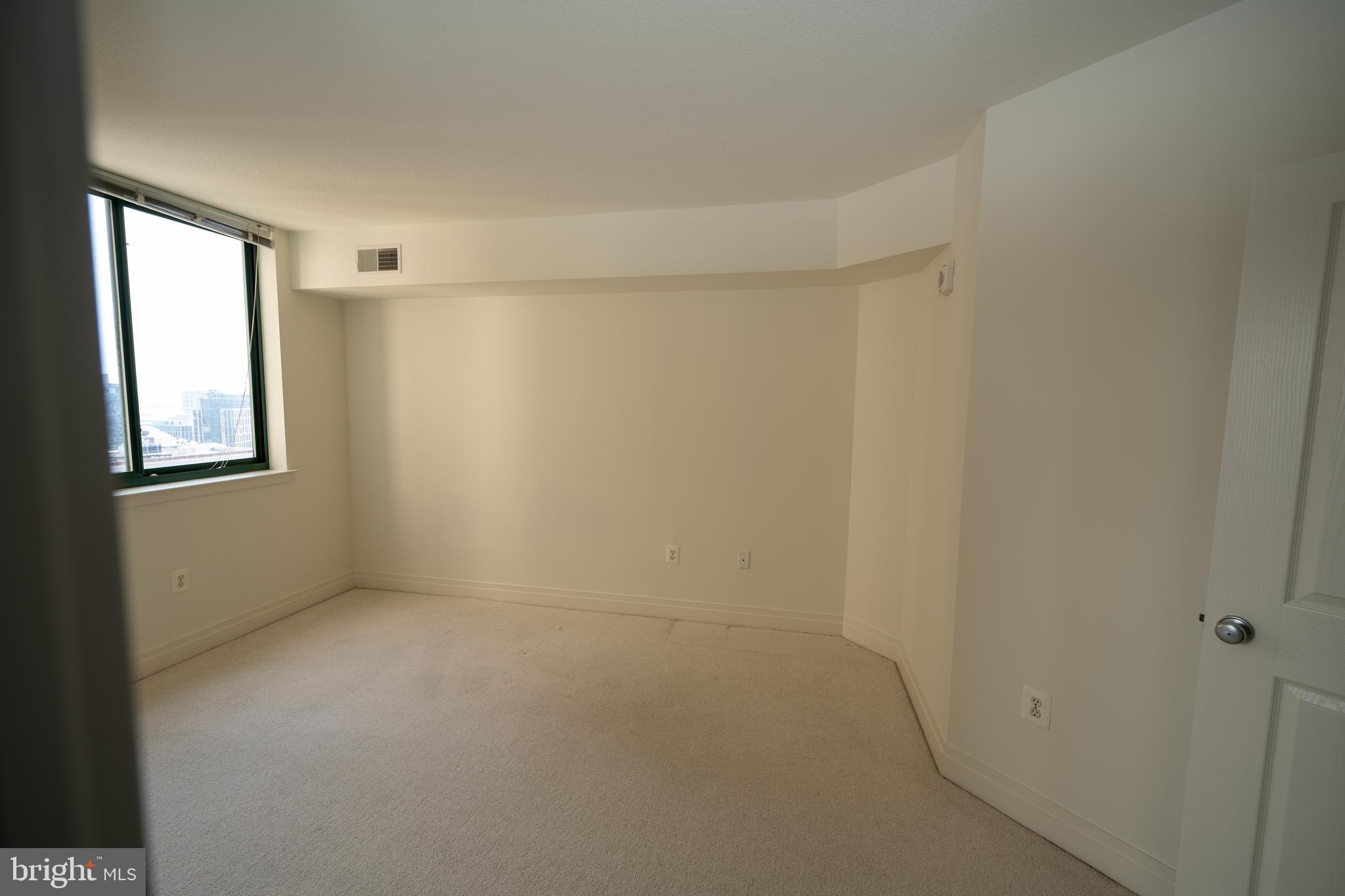 INNER HARBOR - Residential Lease