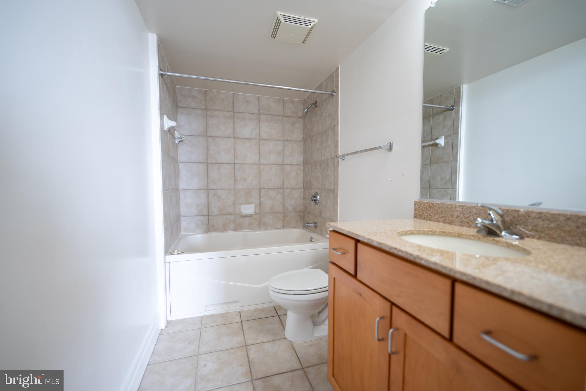 INNER HARBOR - Residential Lease