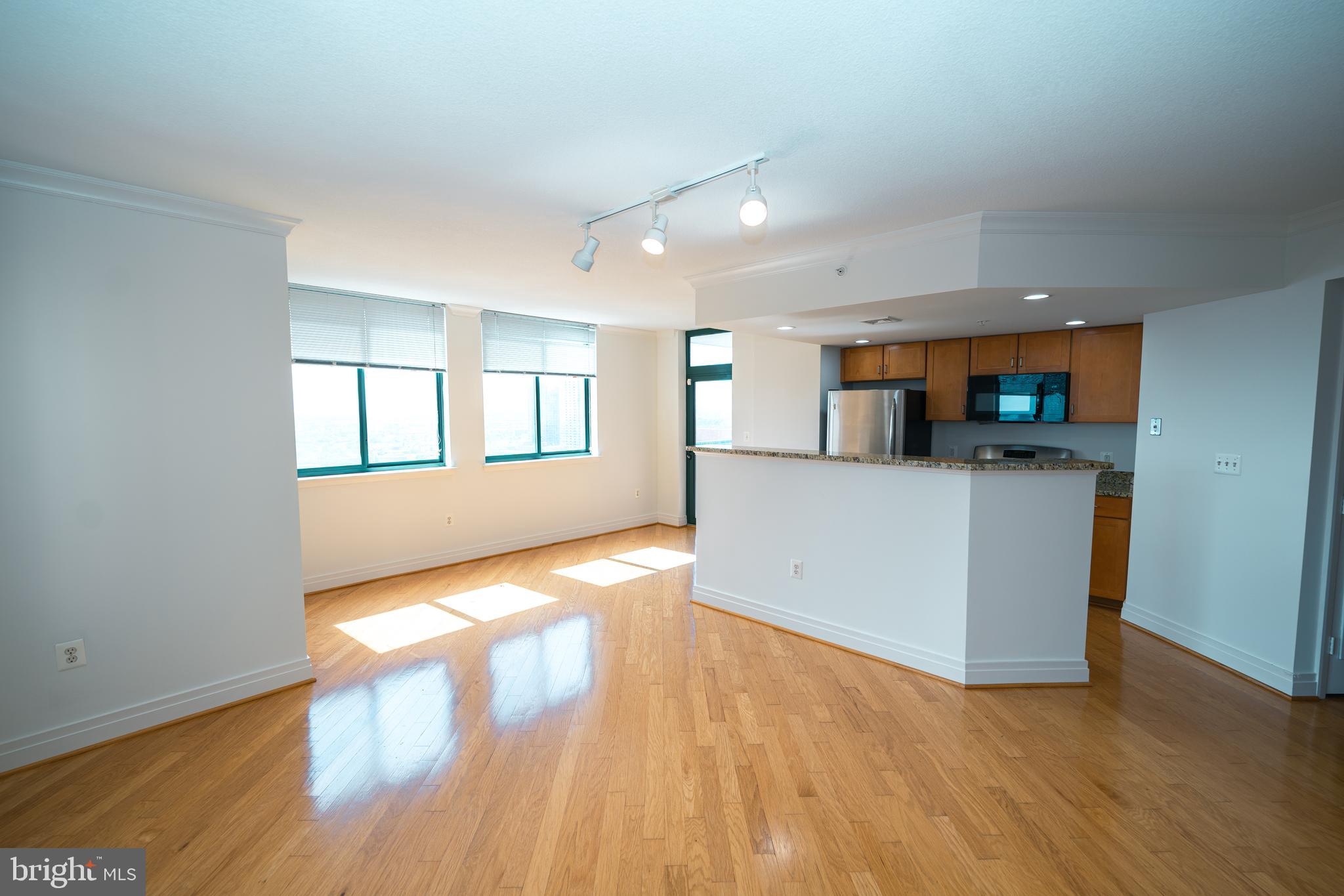 INNER HARBOR - Residential Lease