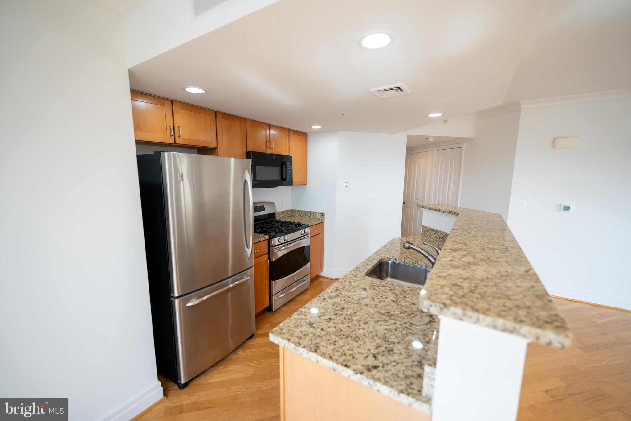 INNER HARBOR - Residential Lease