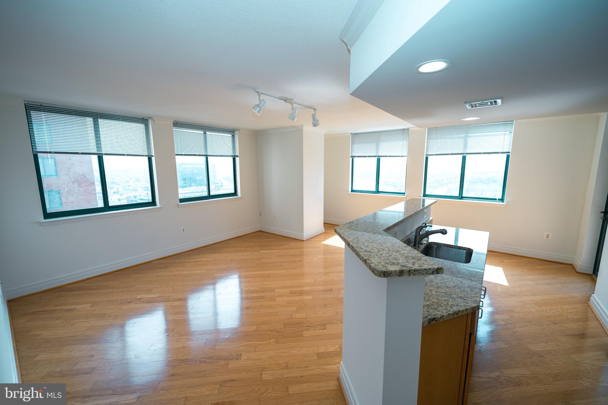 INNER HARBOR - Residential Lease