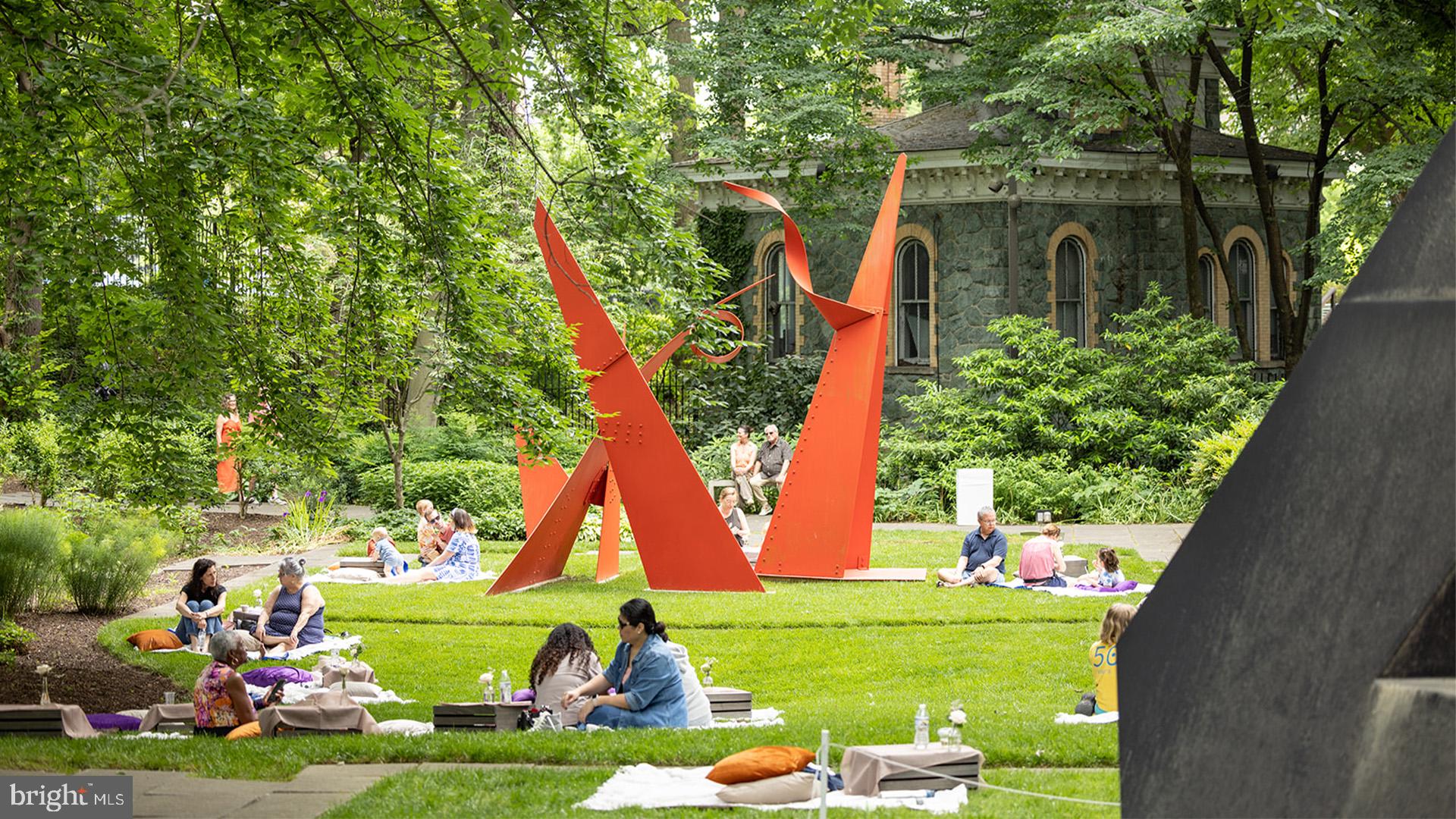 RADNOR WINSTON - Residential