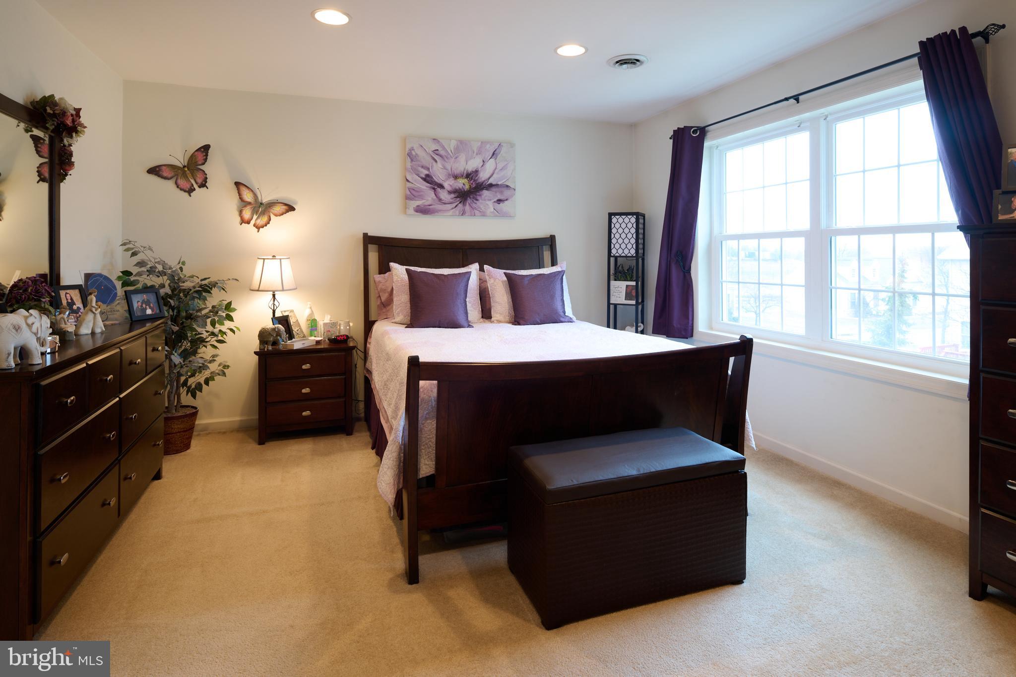 INDEPENDENCE PLACE - Residential