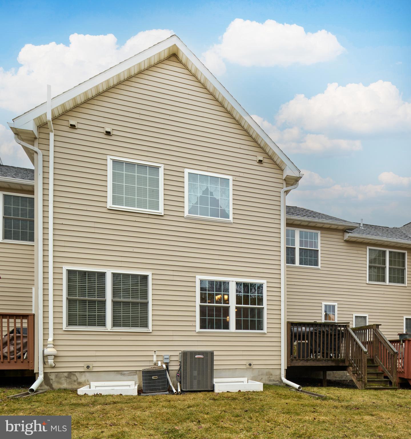 INDEPENDENCE PLACE - Residential