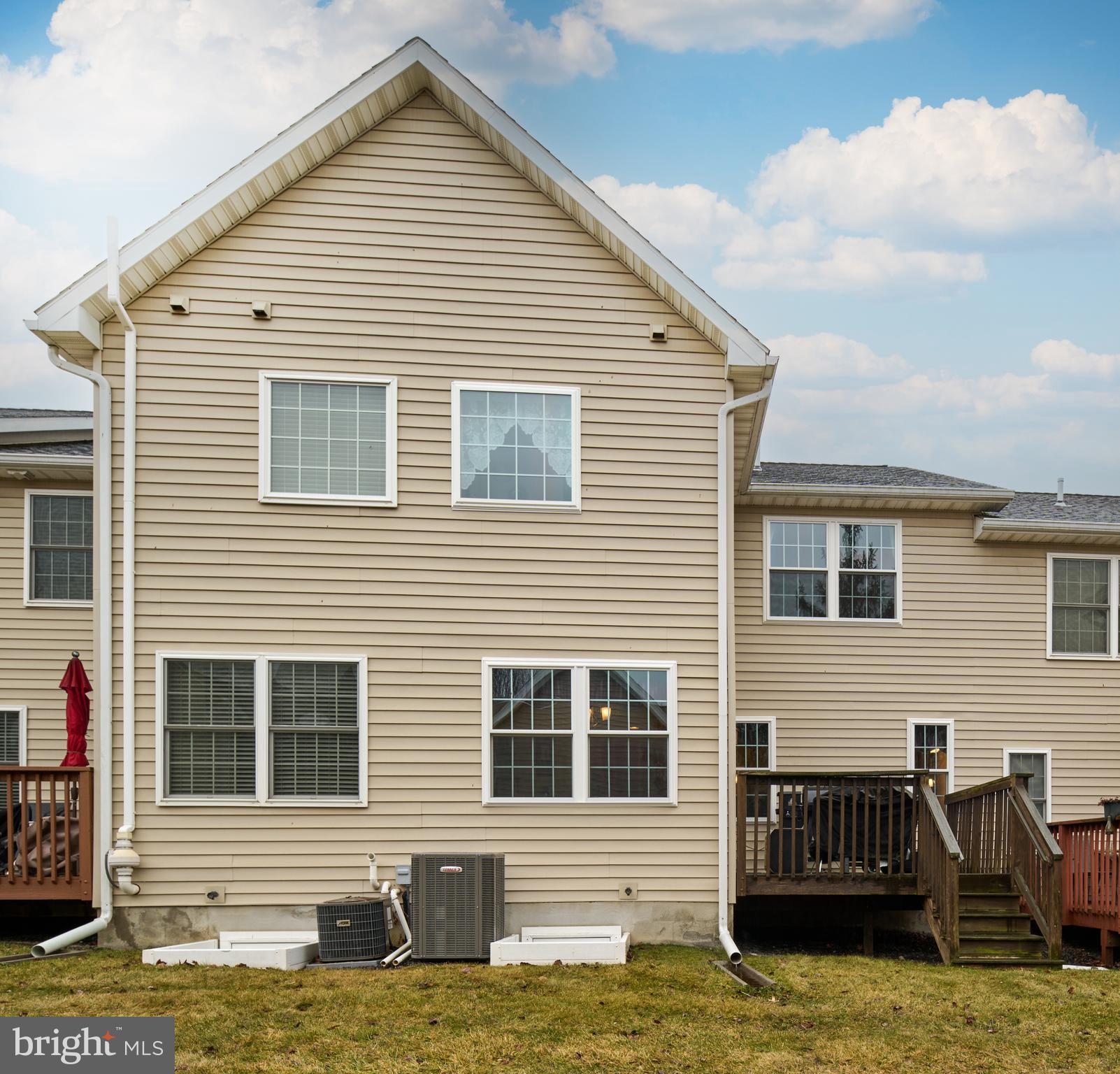 INDEPENDENCE PLACE - Residential