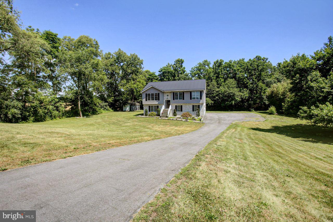 8333 BUCHANAN TRAIL W