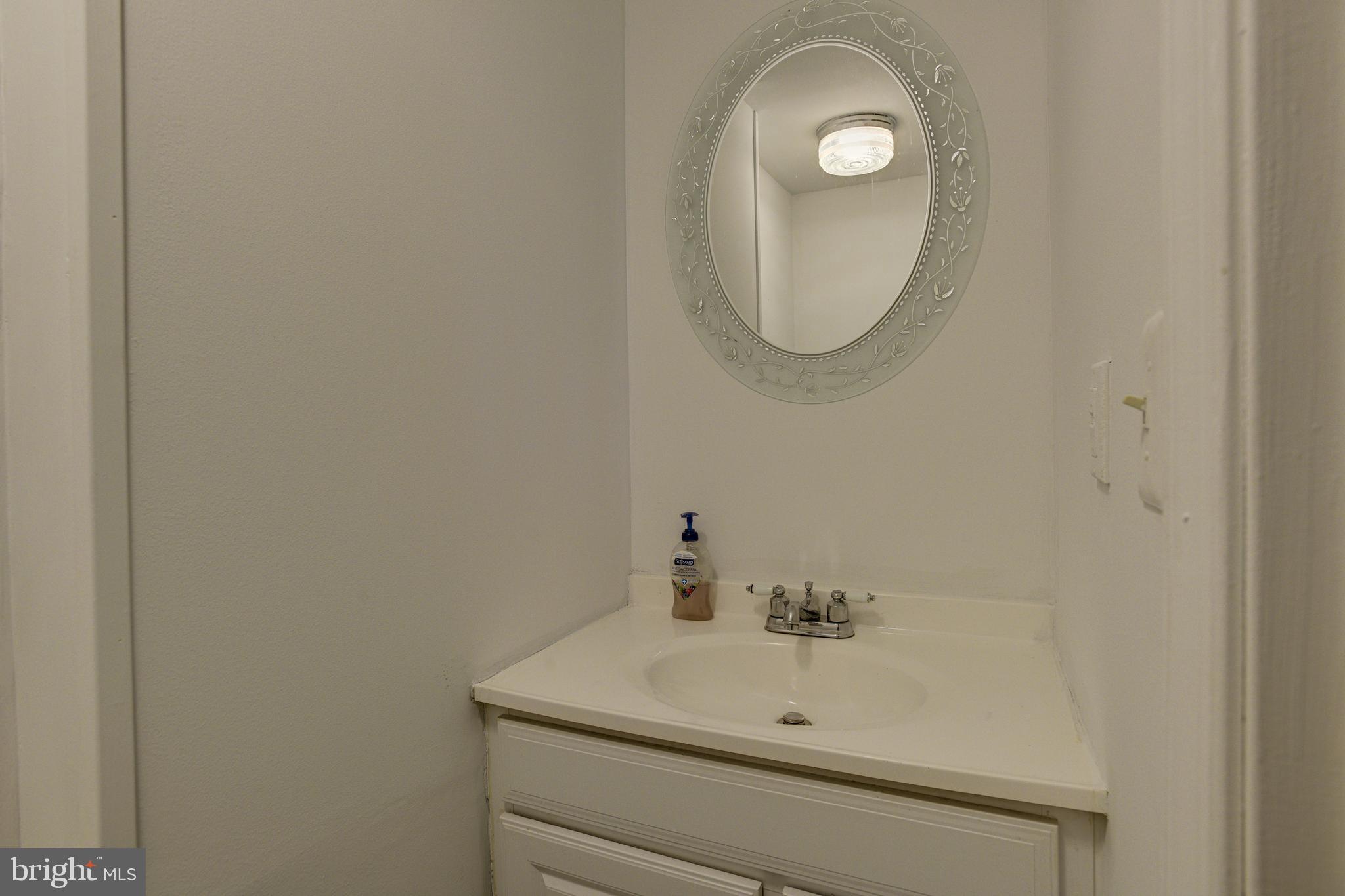 MIDDLESEX - Residential