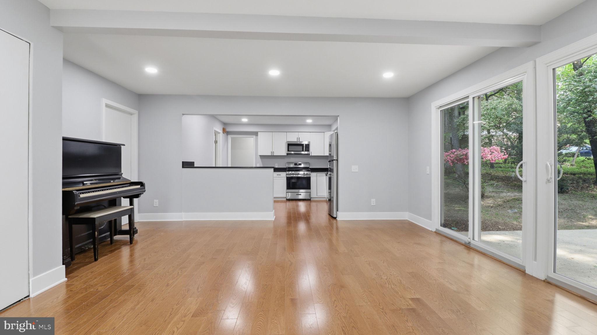 NEW MARK COMMONS - Residential