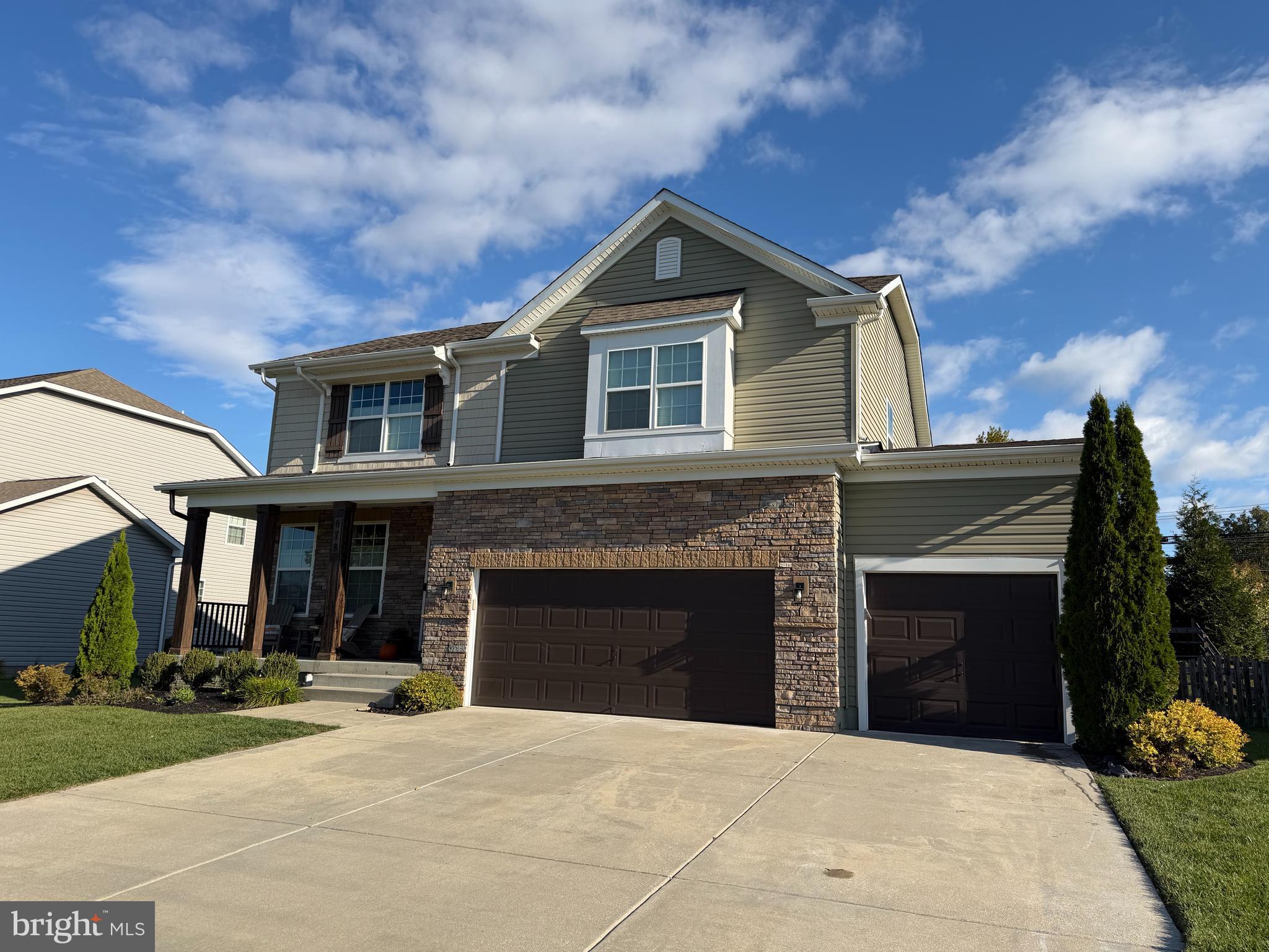 678 STONEGATE ROAD