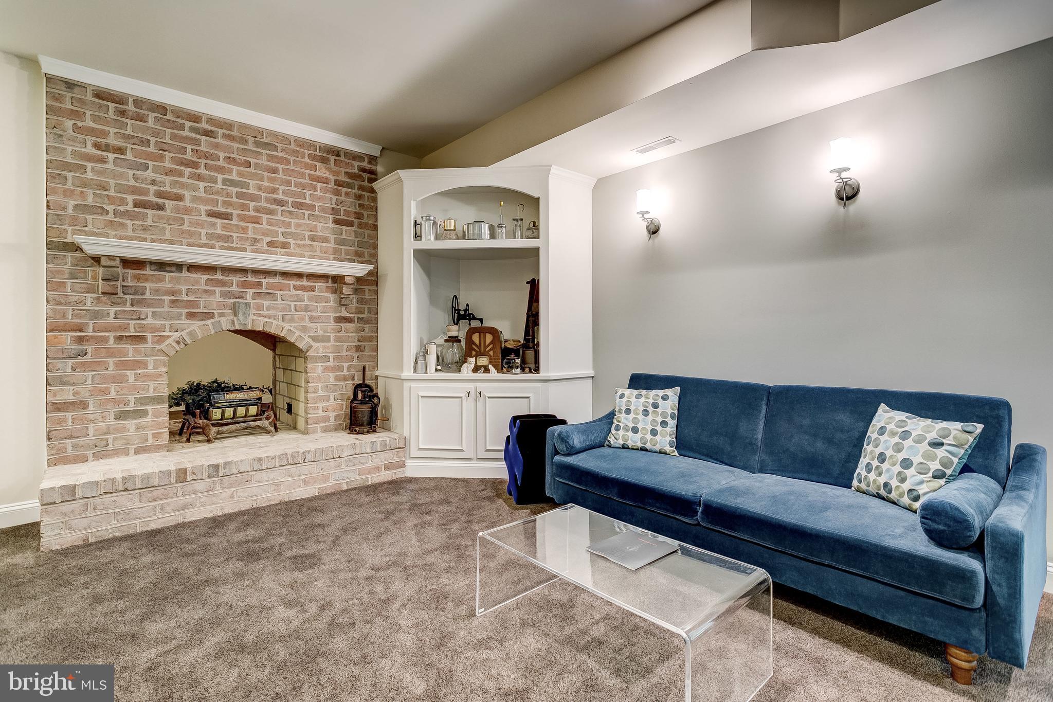 VILLAGE OF HARPERS CHOICE - Residential