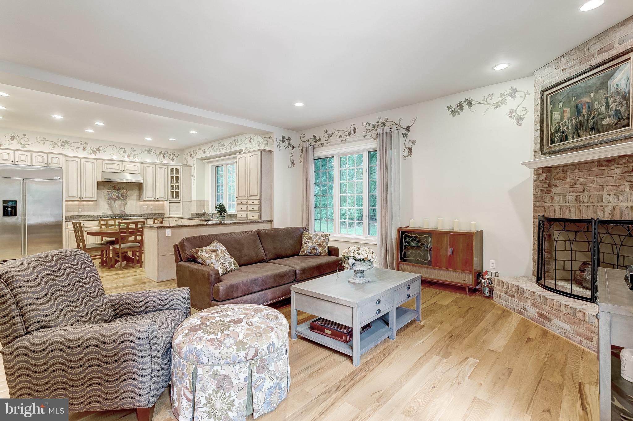 VILLAGE OF HARPERS CHOICE - Residential