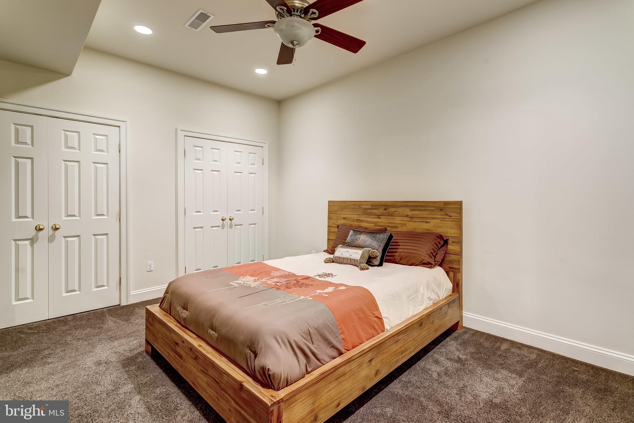 VILLAGE OF HARPERS CHOICE - Residential