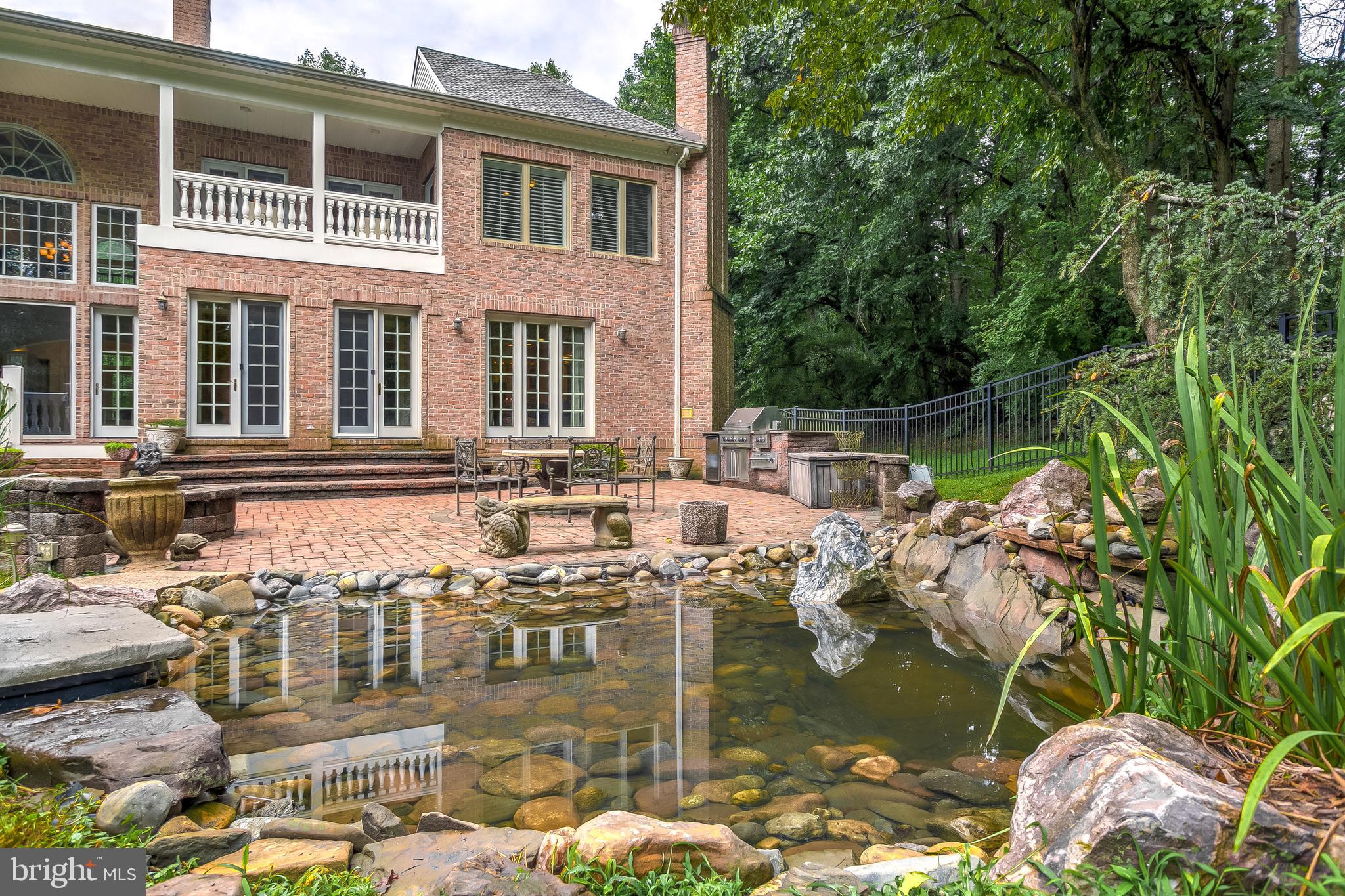 VILLAGE OF HARPERS CHOICE - Residential