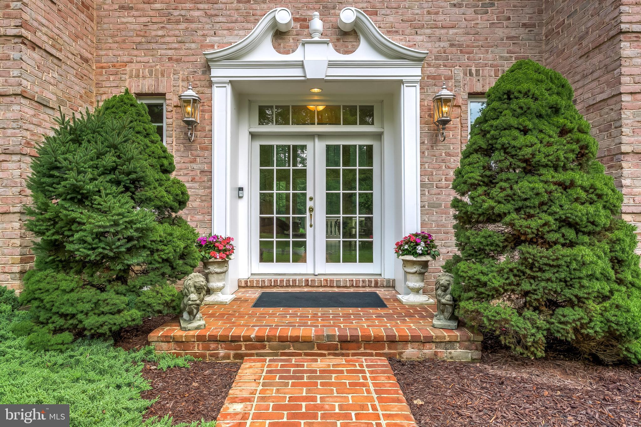 VILLAGE OF HARPERS CHOICE - Residential