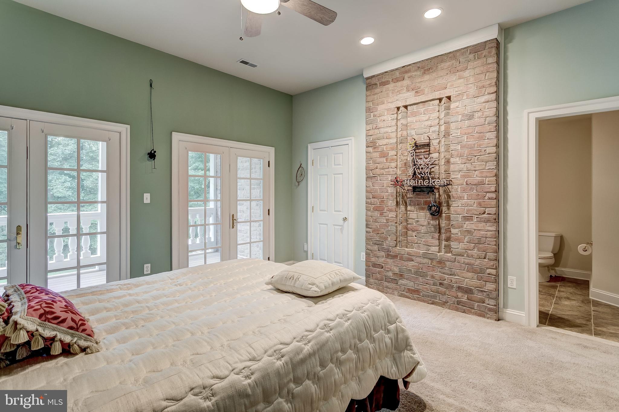 VILLAGE OF HARPERS CHOICE - Residential